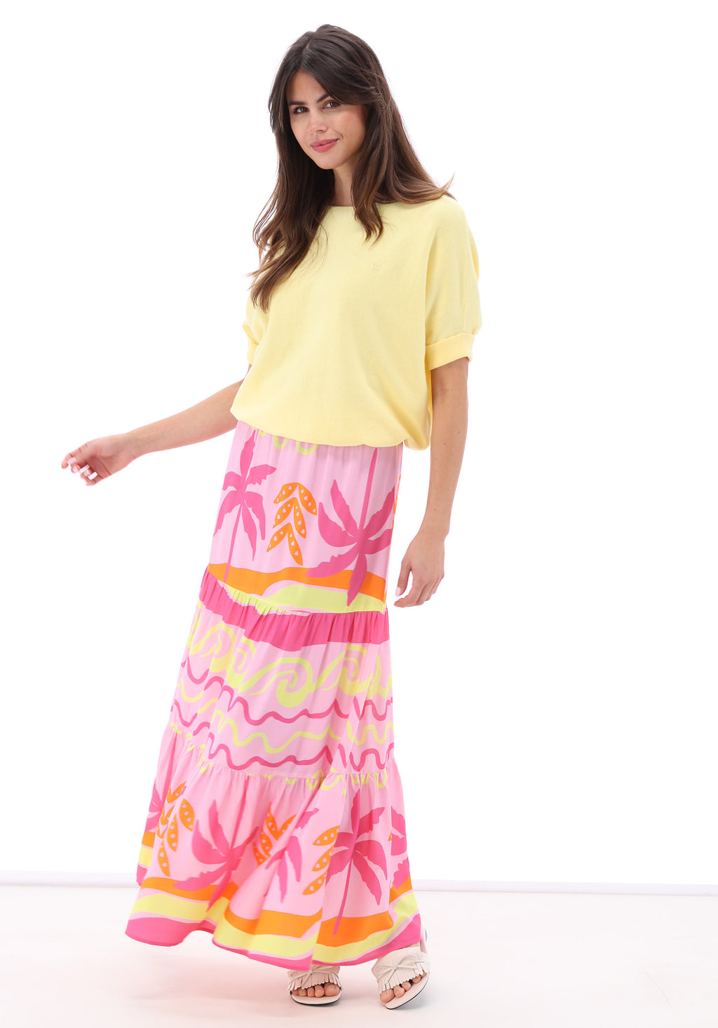 P121